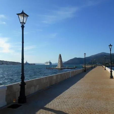 Polytropon Ground Floor Kástron