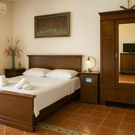 アパート Polytropon Ground Floor Kástron