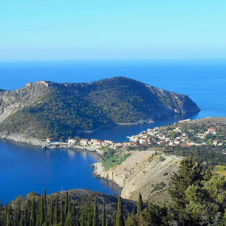 Polytropon Ground Floor Kástron