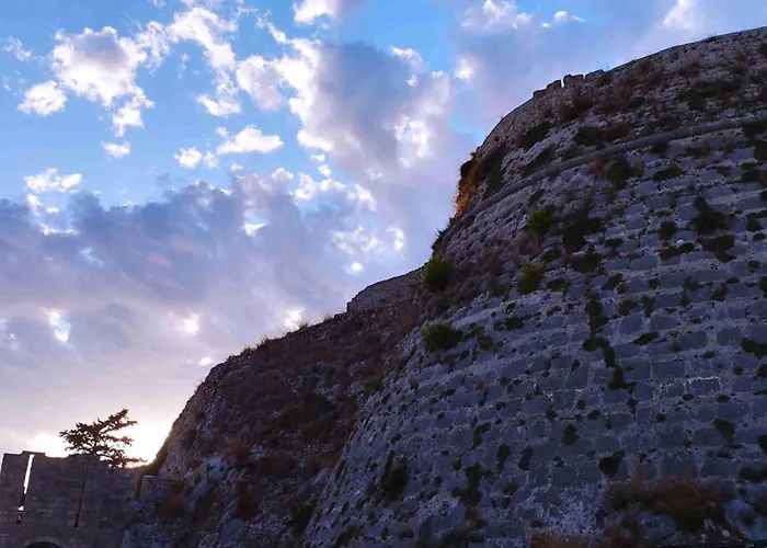 Polytropon Ground Floor * Kastron (Kefalonia)