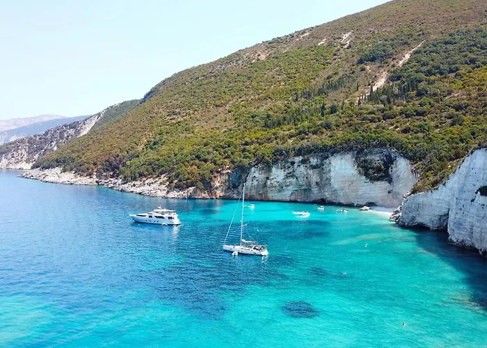 Polytropon Ground Floor * Kastron (Kefalonia)