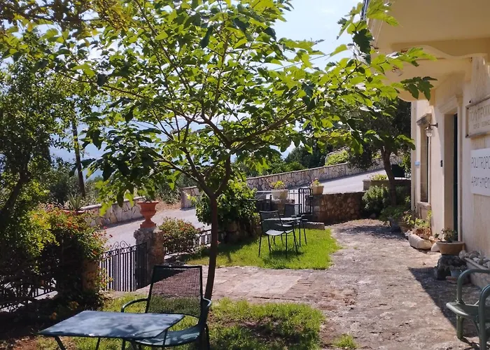 公寓 Polytropon Ground Floor