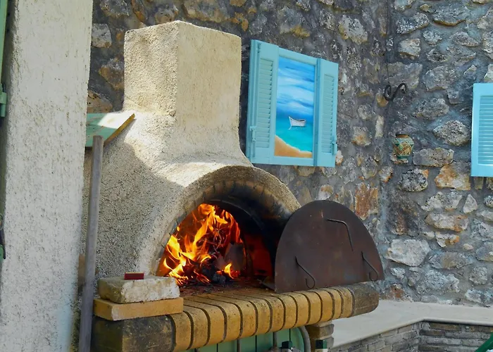 Polytropon Ground Floor 公寓 *