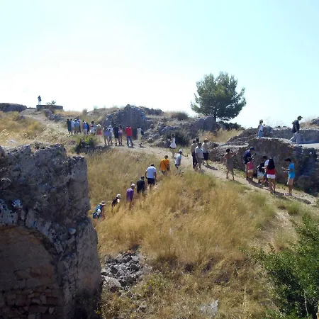 Διαμέρισμα Polytropon Ground Floor